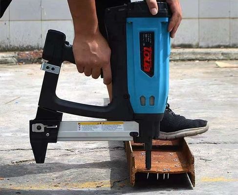 강력한 투아 GSN50 가스 가동 못 총 공기 톱니 조절 전력 도구