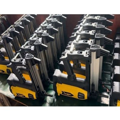 맞춤형 전압 100-240V / 50-60Hz 가스 콘크리트 못 총 GCN50 빠른 못