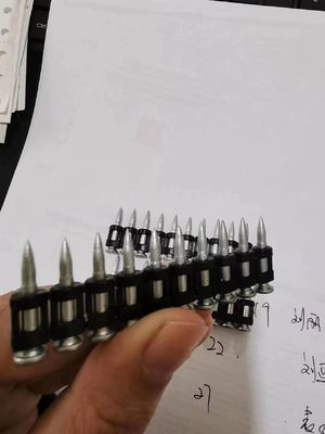평탄한 칸크 콘크리트 강철 손톱