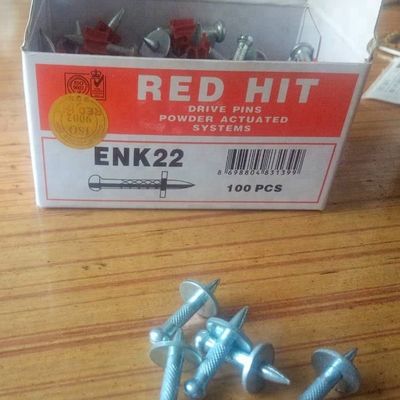 32mm RED HIT 콘크리트 손톱 천장 클립과 12mm 세탁기 디아로 천장을 고정하십시오.